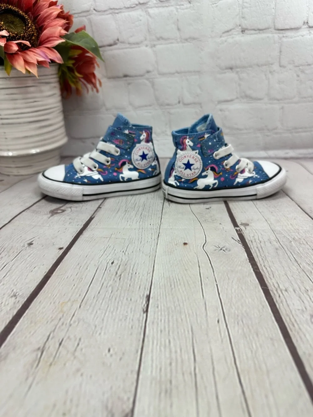 Converse good excellent